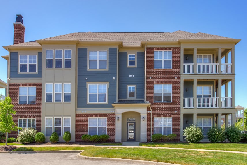 District at Saxony Apartment Building Apartment building in Greenwood
